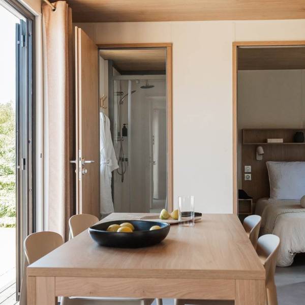 804 2-bed Garden Side1