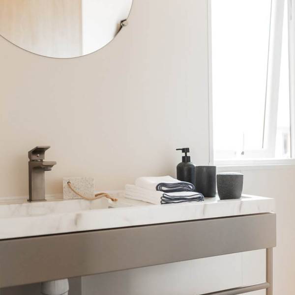 844 2-bed LIGHT6